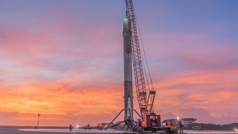 Illustration for article titled SpaceX's Returned Rocket Still Fires, Mostly